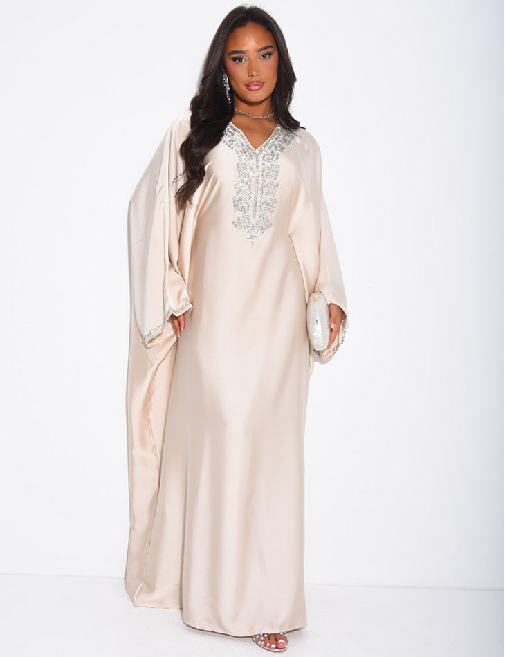 Abaya papillon à cristaux sur le col et les bordures