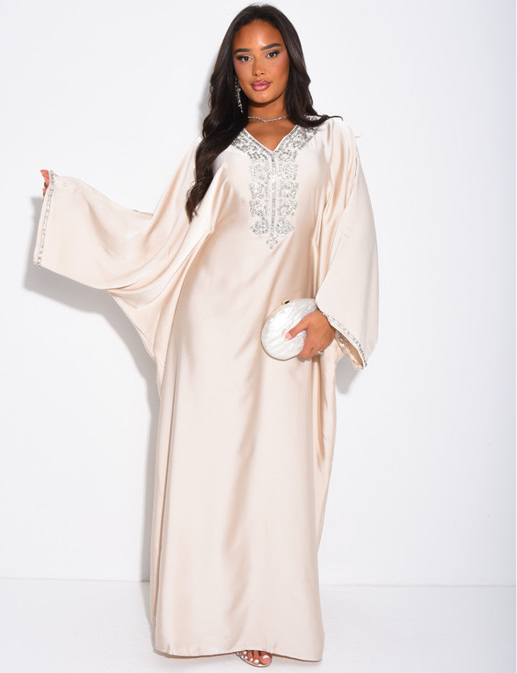Abaya papillon à cristaux sur le col et les bordures